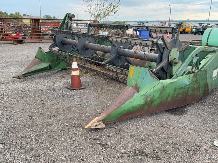 john-deere-213-image-1