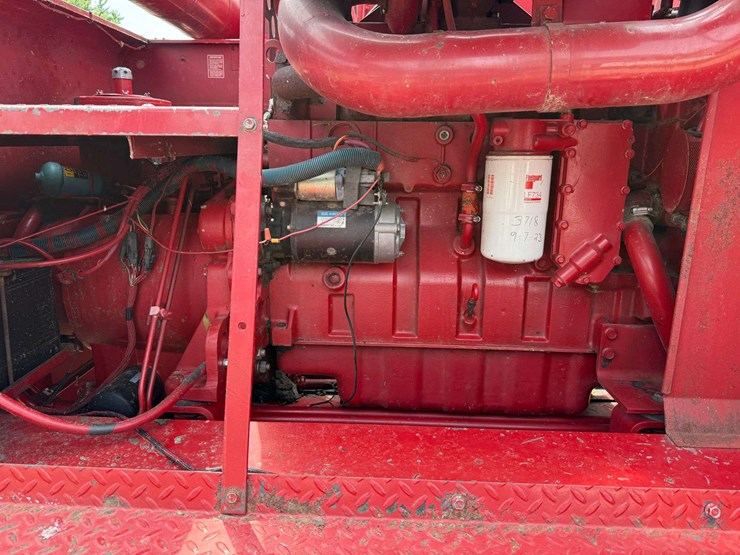1990-case-ih-1680-image-32