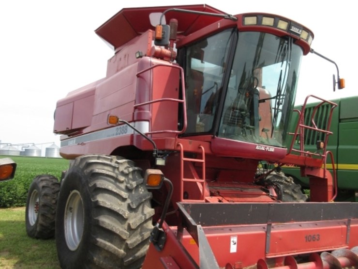 case-ih-2388-image-2