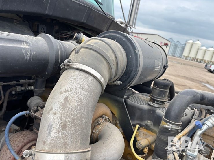 2005-caterpillar-c15-image-33