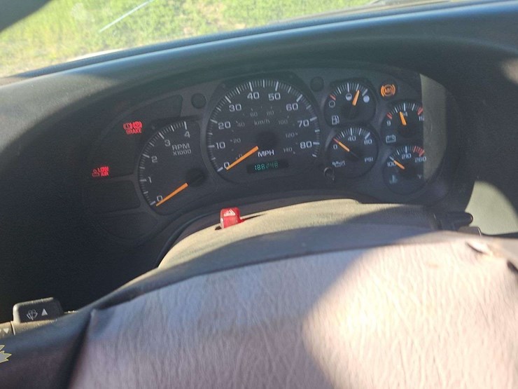 2003-gmc-topkick-c8500-image-7