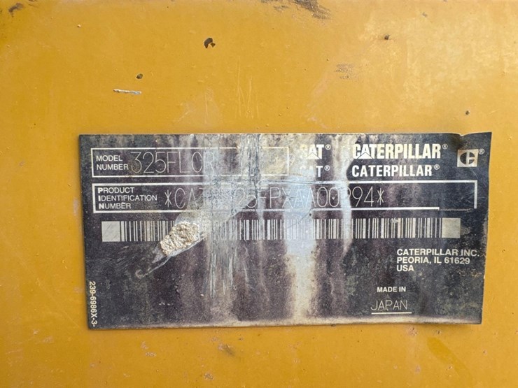 2016-caterpillar-325fl-image-25