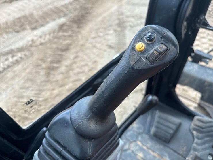 2020-caterpillar-308-cr-image-35