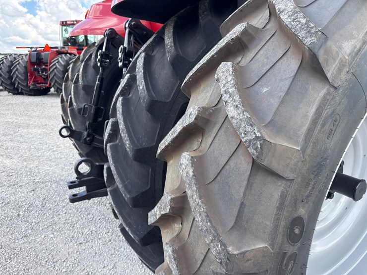 #1066-•-case-ih-305-magnum-image-17