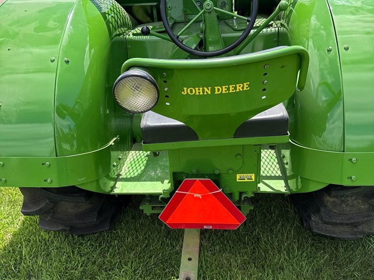 1956-john-deere-60-image-17