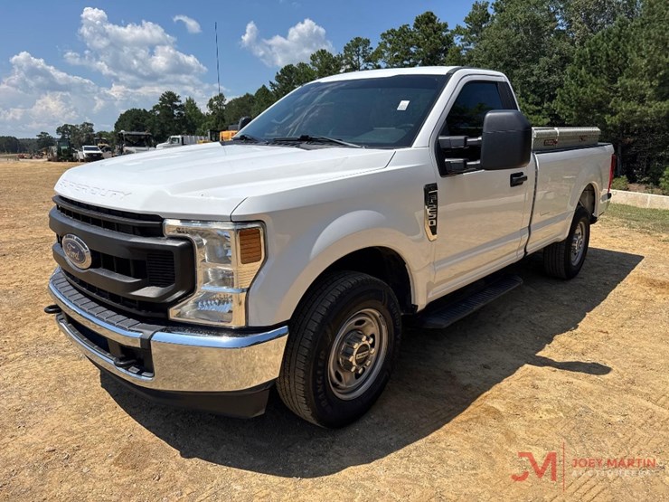 2021-ford-f250-xl-image-6