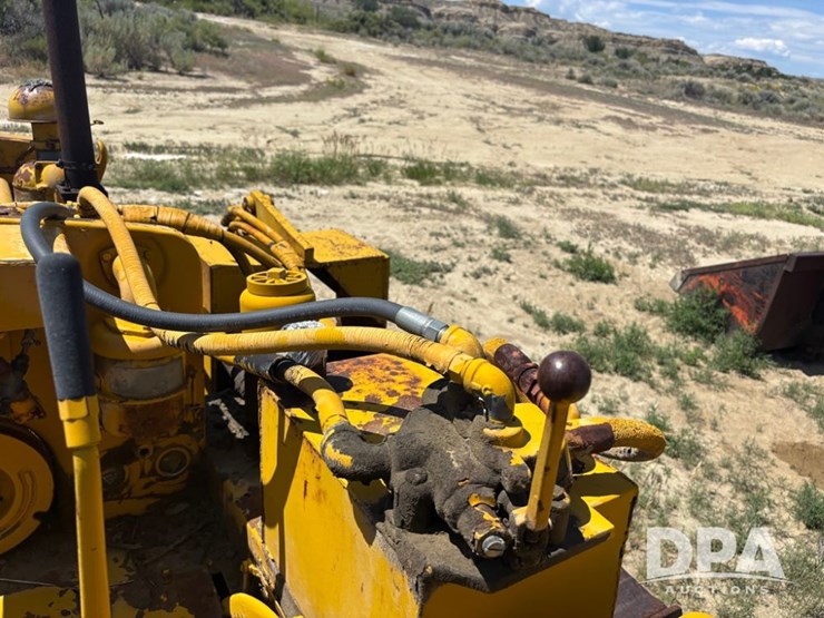 caterpillar-d4-image-35
