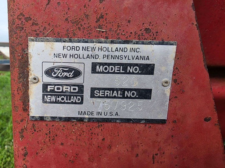 new-holland-520-image-6