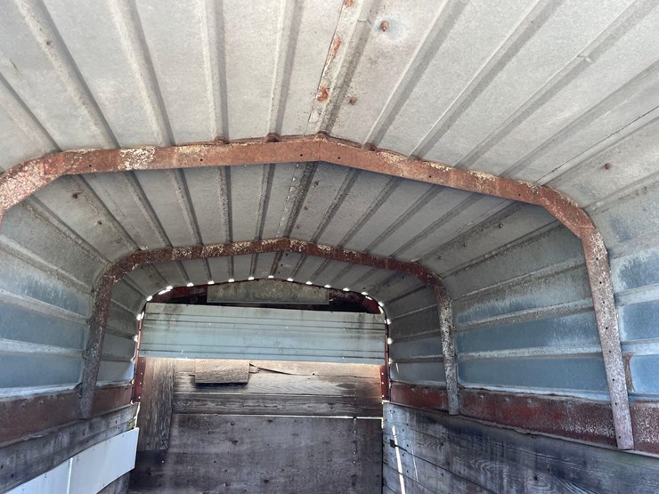 john-deere-1075-image-21