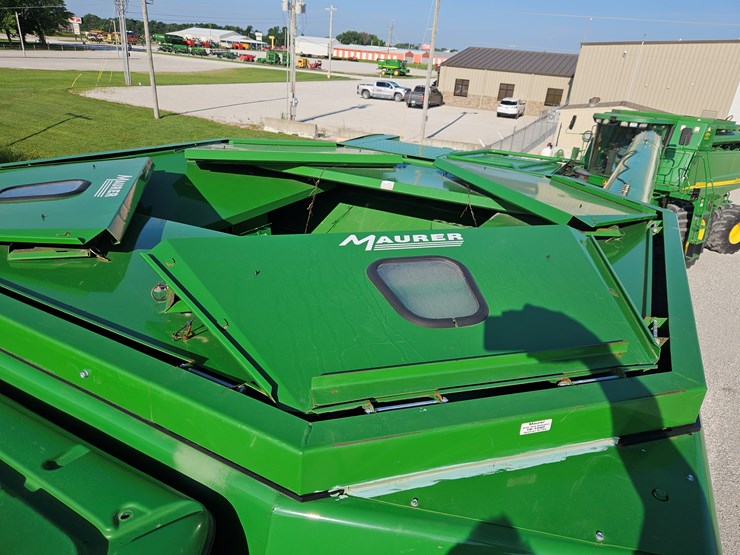 2009-john-deere-9770-sts-image-12