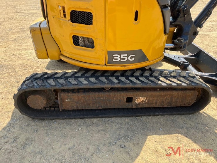 2022-deere-35g-image-7