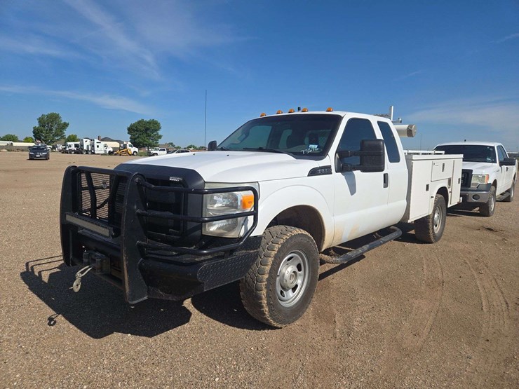 2012-ford-f350-image-1