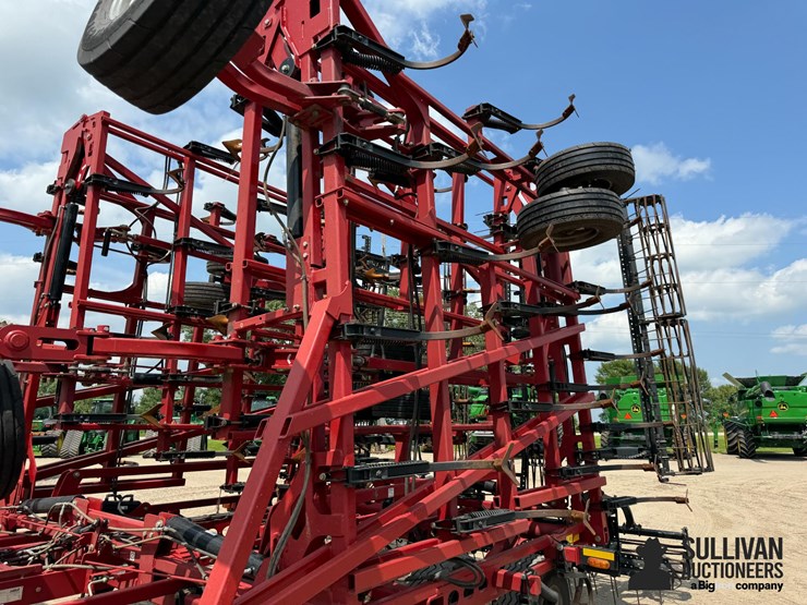 2017-case-ih-255-image-17