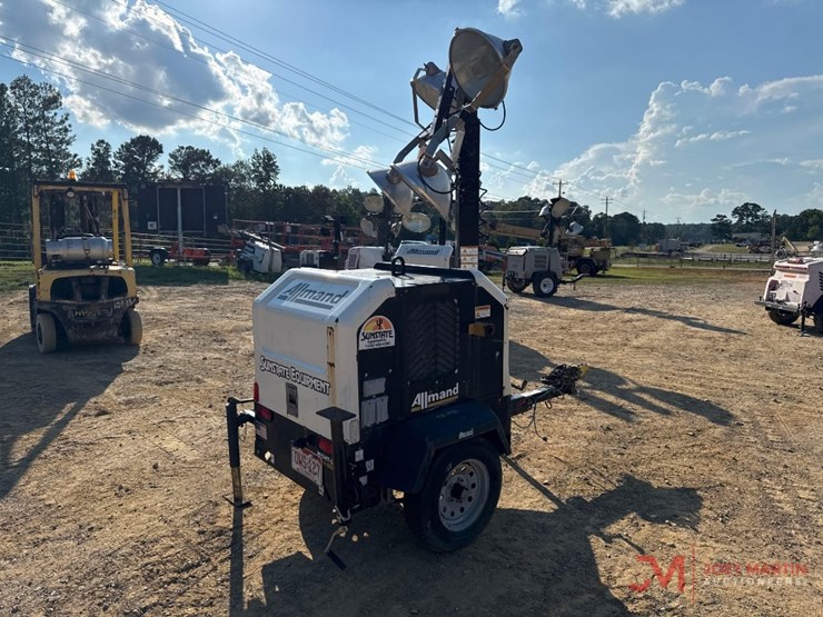 2018-allmand-bros-night-lite-v-series-nlv-image-2