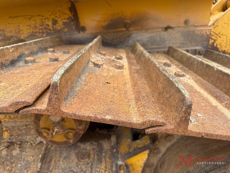 2010-deere-850j-image-6