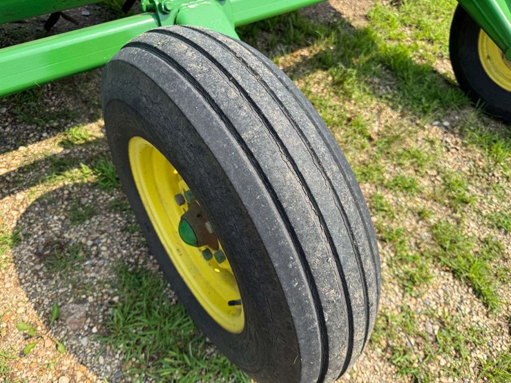 john-deere-115-image-19