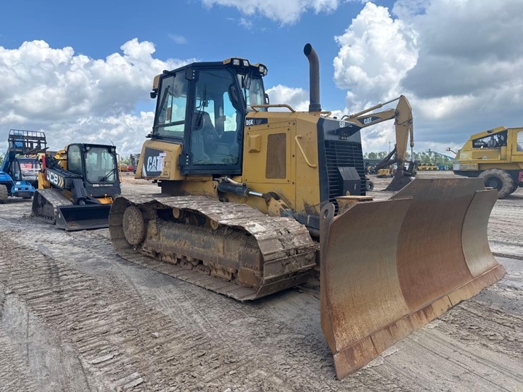 2016-caterpillar-d6k2-lgp-image-4