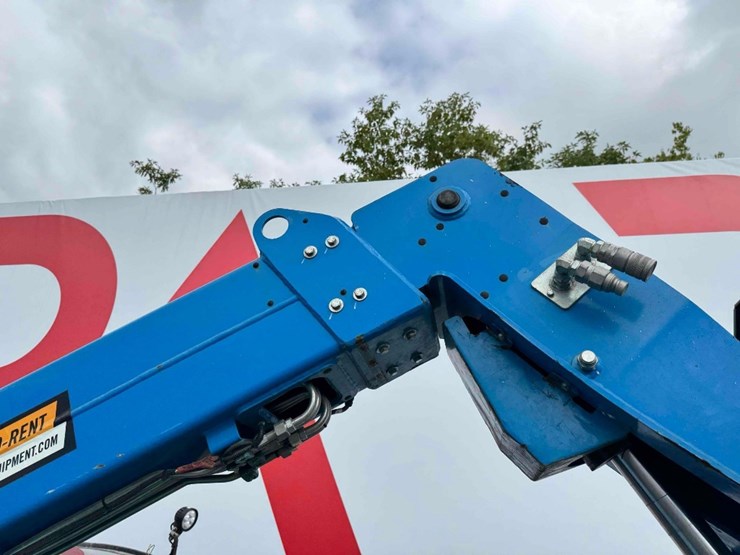 2019-genie-gth5519-image-38