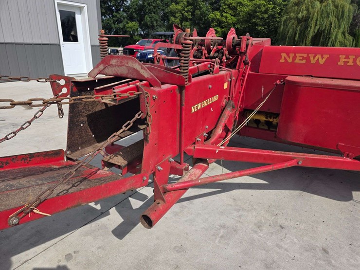 new-holland-268-image-24