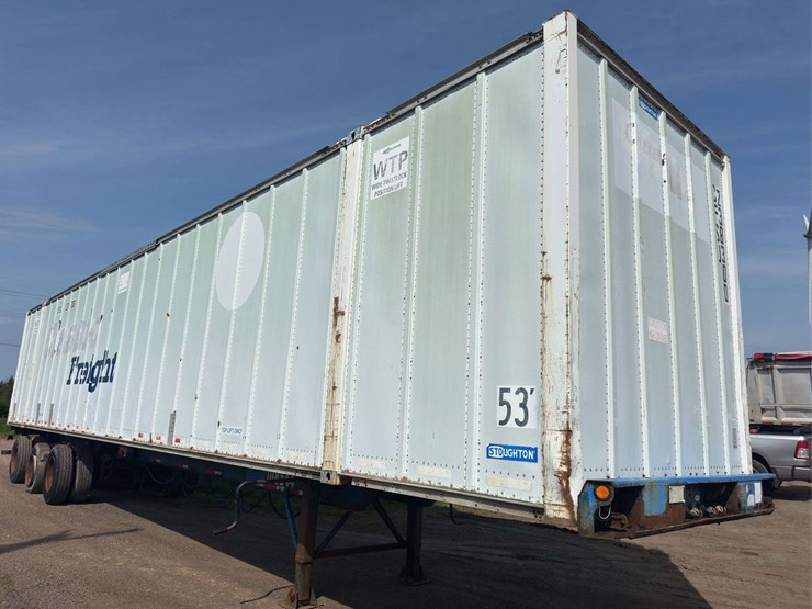 max-atlas-tridem-container-chassis-with-53’-stoughton-container-image-2