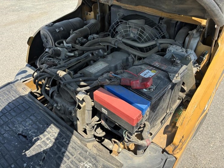 2013-caterpillar-2c5000-image-9