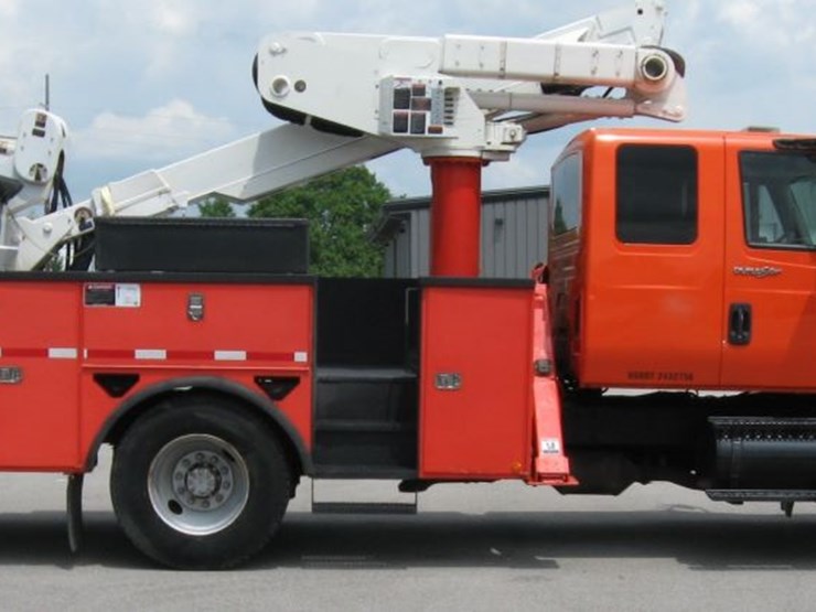 2009-international-durastar-4400-image-4