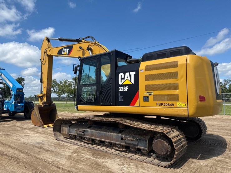 2019-caterpillar-326fl-image-8
