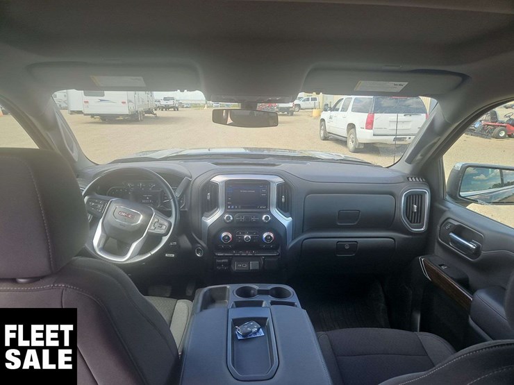 2022-gmc-sierra-1500-image-10
