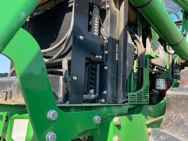2015-john-deere-6115d-image-57