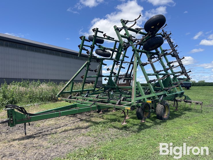 john-deere-960-image-1