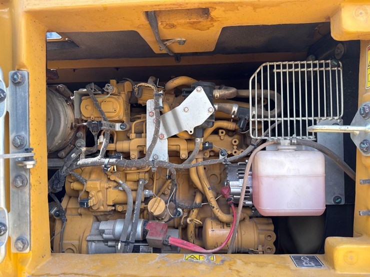 2020-caterpillar-308-cr-image-16