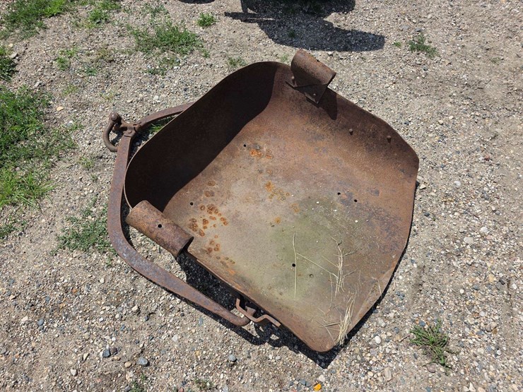 horse-drawn-dirt-mover,-very-good-condition-image-1