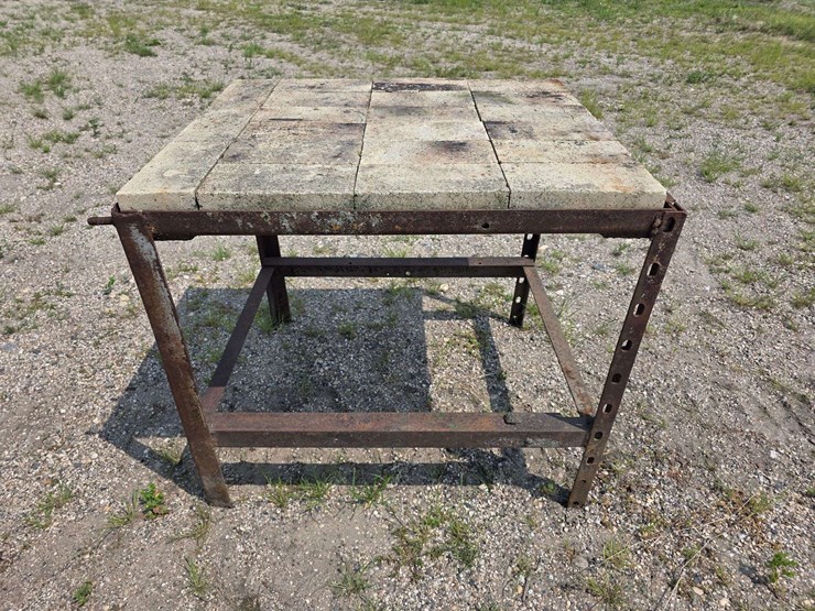 welding-table,-28”-x-33”-on-heavy-duty-stand-image-2