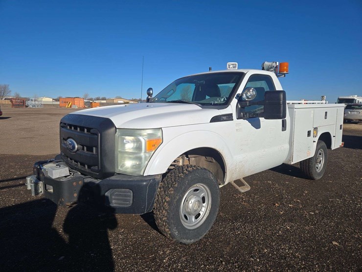 2011-ford-f350-image-1