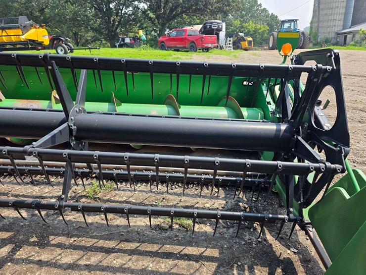 john-deere-630f-image-14