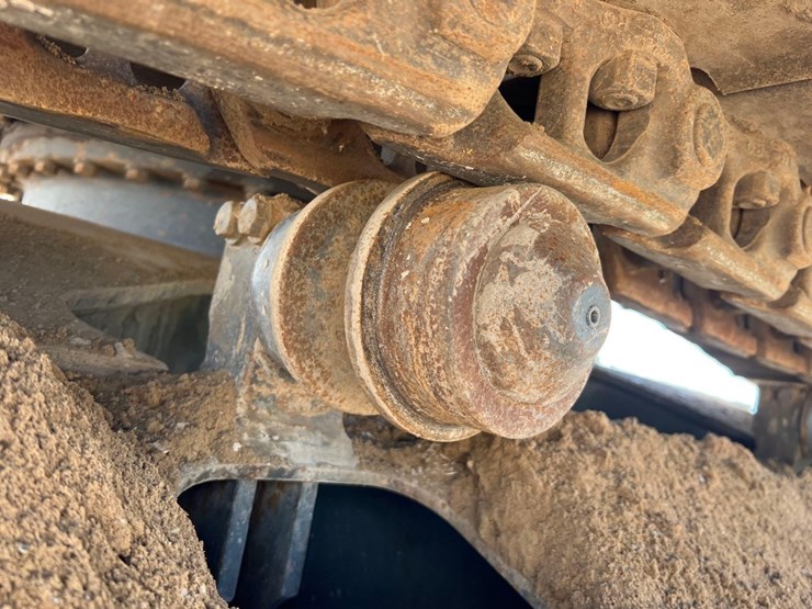 2017-komatsu-pc228us-lc-10-image-17