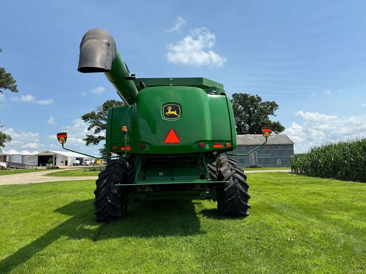 2007-john-deere-9770-sts-image-11