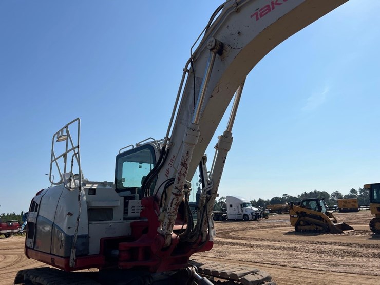 takeuchi-tb2150-image-24