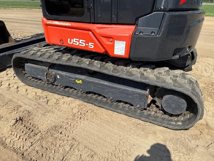 kubota-u55-5-image-9