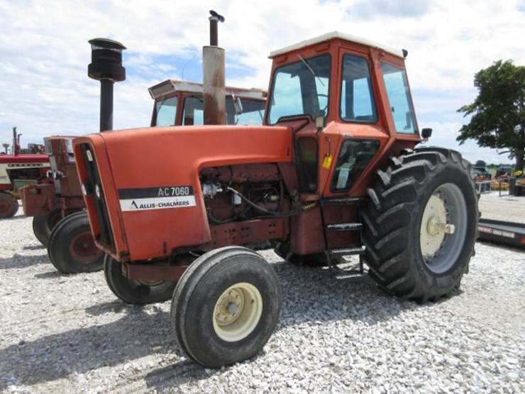 1977-agco-allis-7060-image-1
