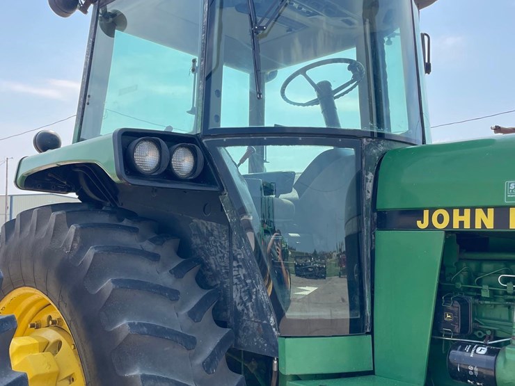 john-deere-4755-image-26