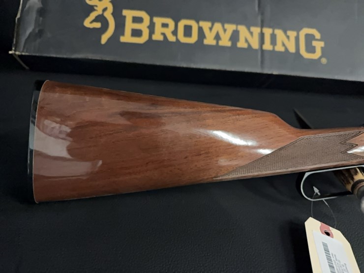 browning-bl-22-rifle-image-2