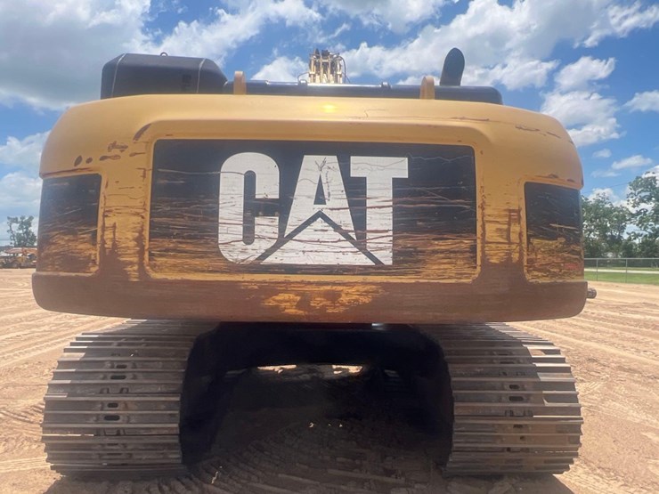2006-caterpillar-330dl-image-3