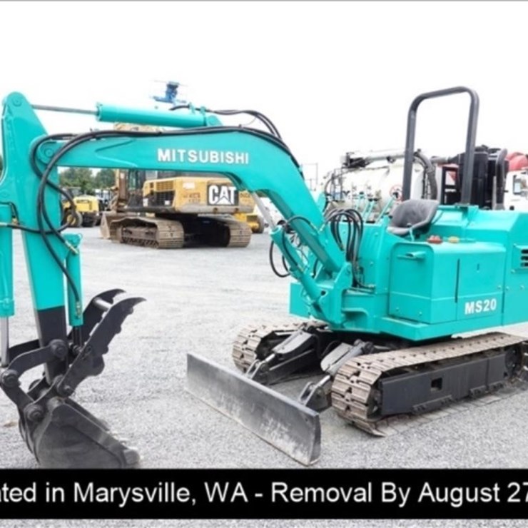 MINI EXCAVATOR, 2 CYL DIESEL, SWING BOOM, 17"