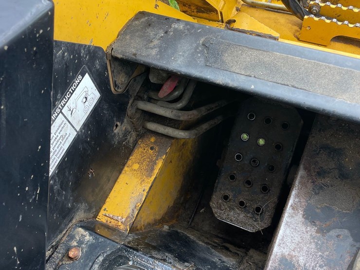 2006-john-deere-317-image-57