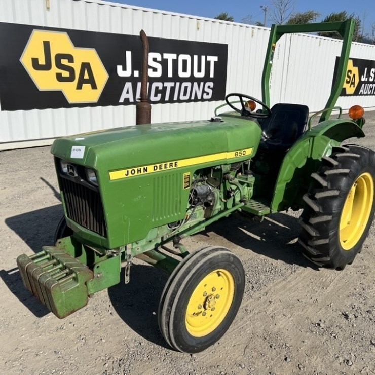 JOHN DEERE 850
