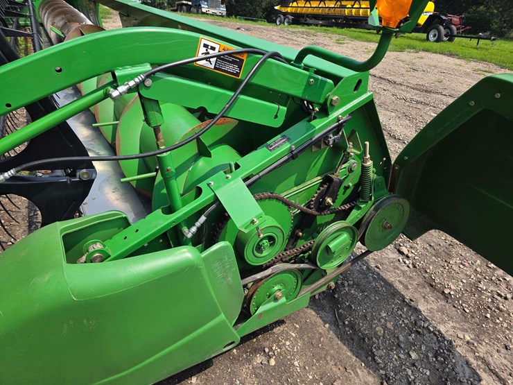 john-deere-630f-image-7