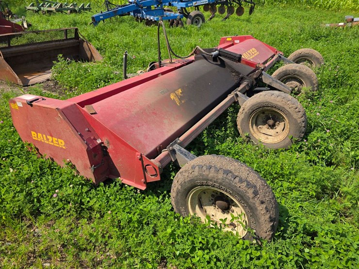 blazer-1500-stalk-chopper,-6-row-22”-(15’),-1000-pto,-4-rear-assist-wheels,-15”-tires-on-6-bolt-rims-image-12