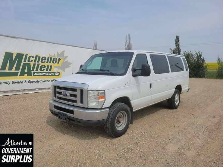 2009-ford-cargo-image-1