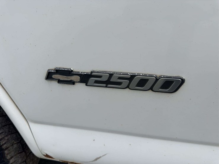 2010-chevrolet-express-2500-image-22